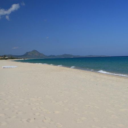Casa Vacanze Rose E Fiori Sardegna 圣维托 外观 照片